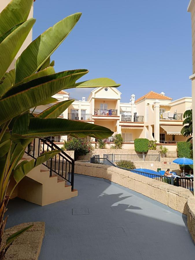 Sarah'S Apartment - Playa Fanabe Costa Adeje  Bagian luar foto